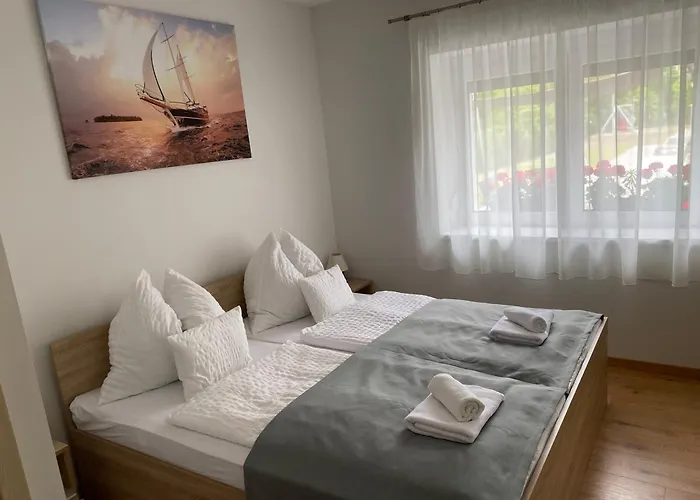 Csillag Virag Vendeghaz Ábrahámhegy