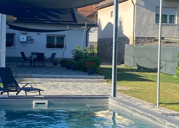 Csillag Virag Vendeghaz דירה Ábrahámhegy